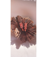 Pendientes con coral rosa, hechos a mano en forma de racimo, largos, colgantes  con plata .925