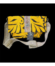 CROSSBODY